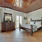 Villa Buganvilias By Delilah Collection *